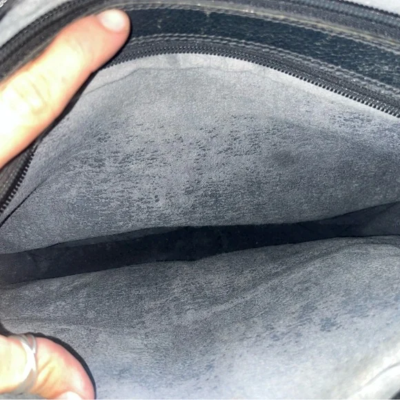 Gucci Blue and Cream Crossbody Bag - Picture 10 of 16